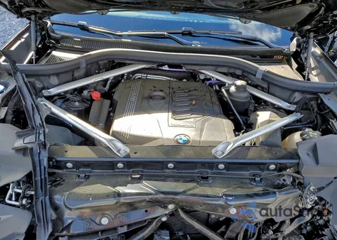 2023 BMW X6 xDrive40I z USA, uszkodzony, nr VIN 5UXCY6C09P9P95932